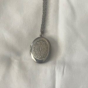 Silver Locket, Silver Chain